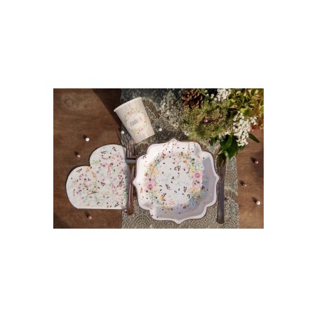 20 SERVIETTES COEURS FLEURI 33 CM X 33 CM