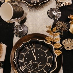 8 ASSIETTES  NOIR ET OR BONNE ANNEE 23 CM 