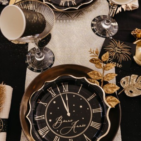 8 ASSIETTES  NOIR ET OR BONNE ANNEE 23 CM 