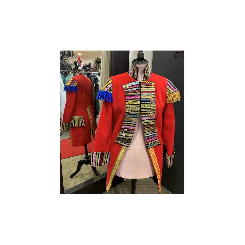 DEGUISEMENT VESTE QUEUE DE PIE STEAMPUNK OU RENAISSANCE ROUGE + DECORS TAILLE 38 DEGUISEMENT VESTE QUEUE DE PIE STEAMPUNK OU RENAISSANCE ROUGE + DECORS TAILLE 38
