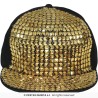 CASQUETTE RAPPEUR NOIRE  AVEC RIVETS OR