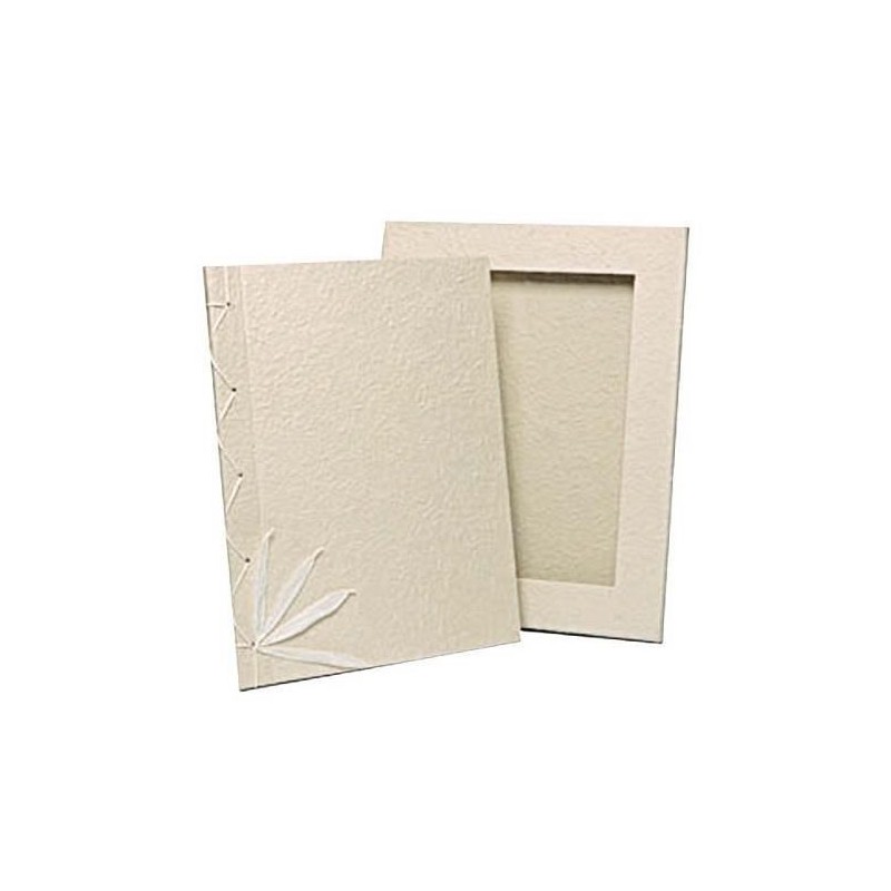 LIVRE D'OR IVOIRE DANS BOITE 21,5 X 26,5 X 2 CM LIVRE D'OR IVOIRE DANS BOITE 21,5 X 26,5 X 2 CM