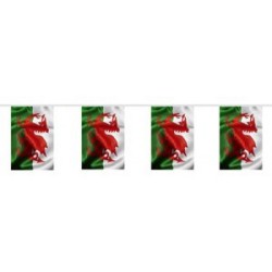 GUIRLANDE 10 METRES PAYS DE GALLES 15 FANIONS TISSU