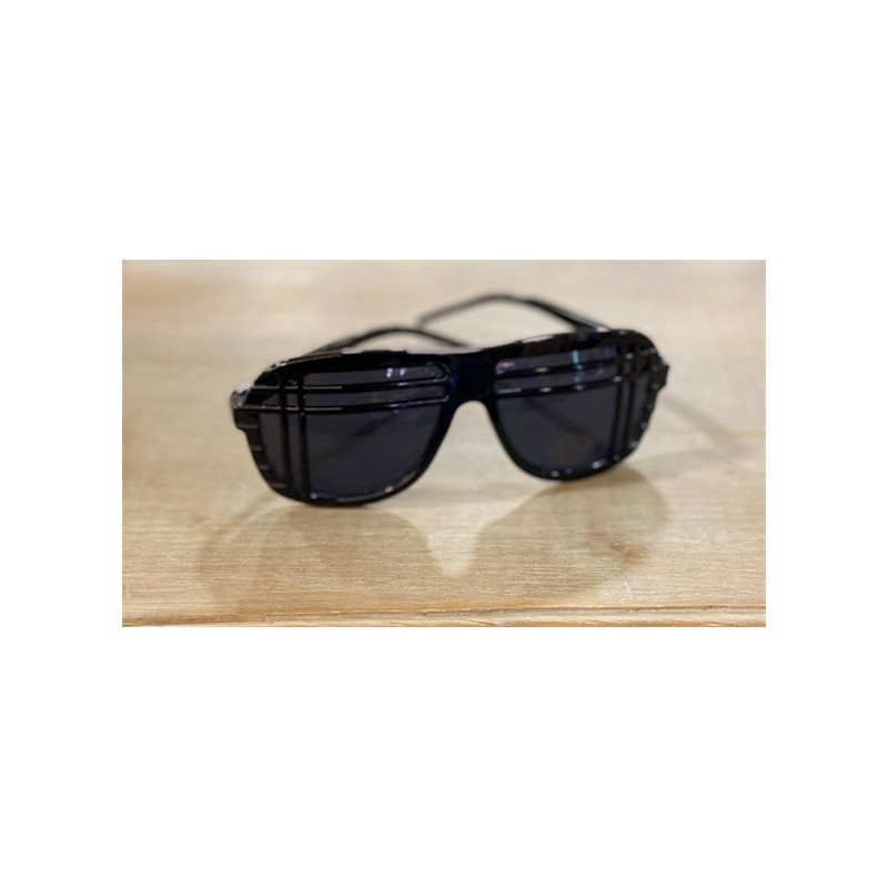 LUNETTES NOIRES LUNETTES NOIRES