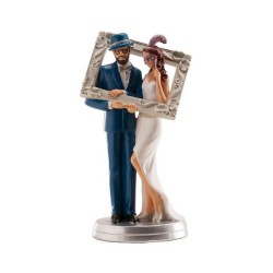 FIGURINE DES MARIES DANS CADRE PHOTO